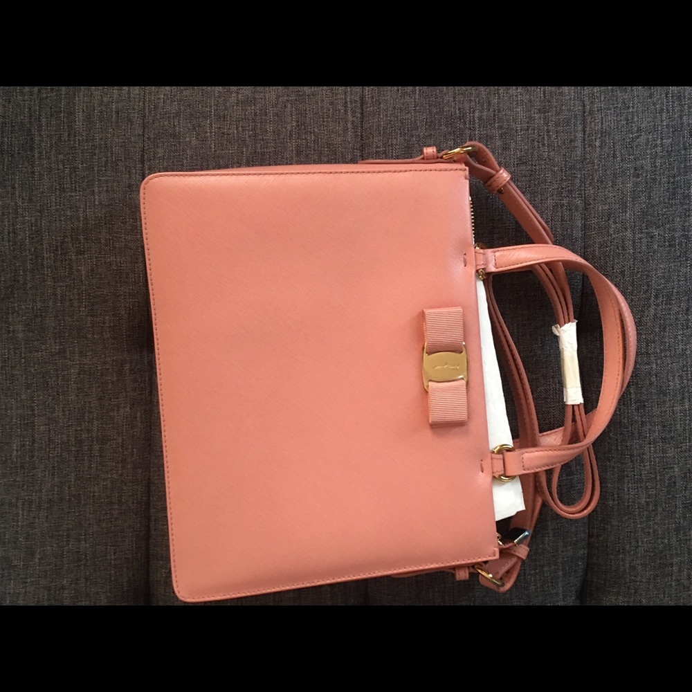 Brand New Salvador Ferragamo Bow bag.Authentic
